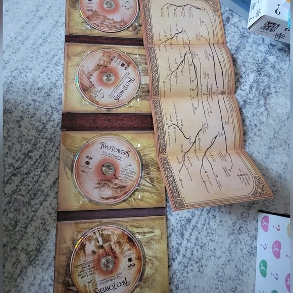 LOTR Extened Edition DVD - Picture 11 of 14